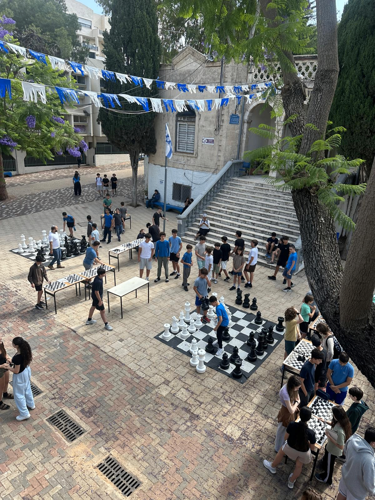 יום שיא בחטיבת דה שליט ברחובות